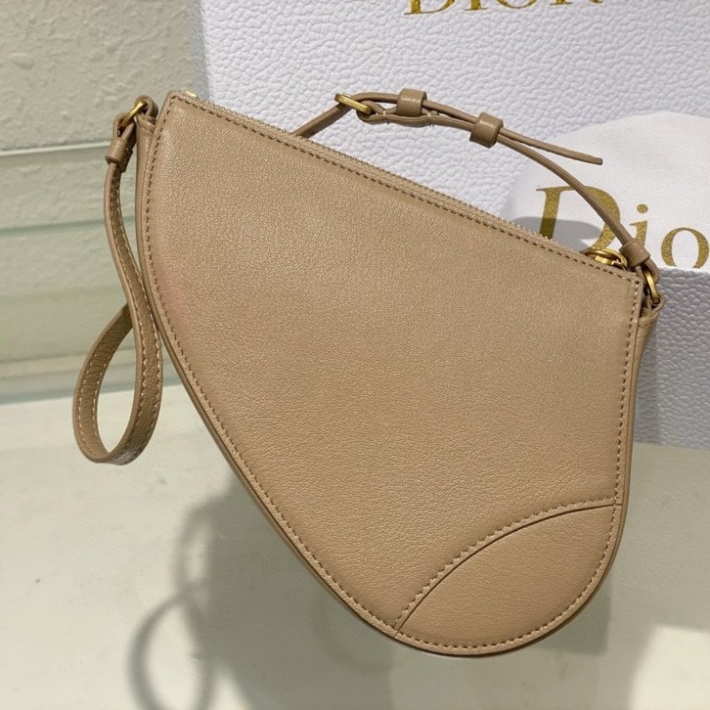 Dior 马鞍包