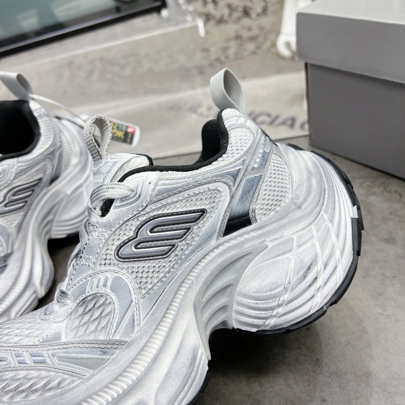 Balenciaga Unisex Runner Sneakers