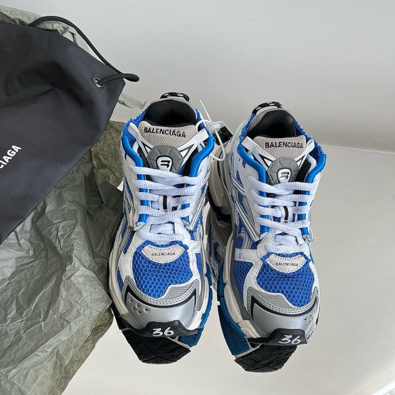 Balenciaga Unisex Runner 7.0 Sneakers