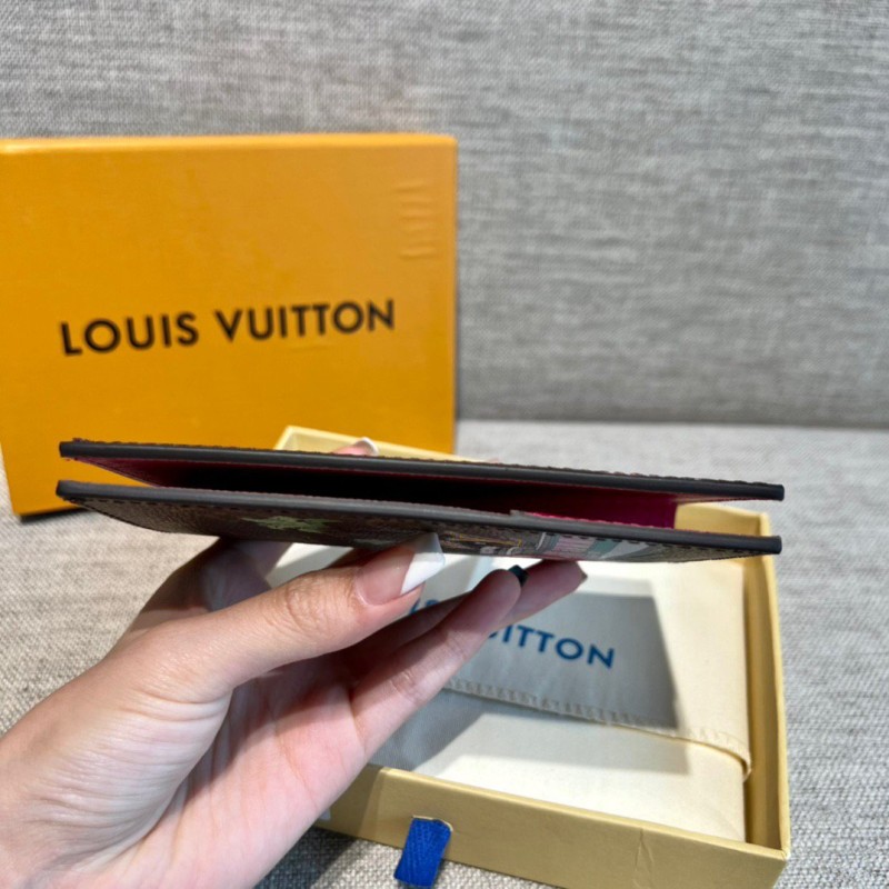 LV Passport holder