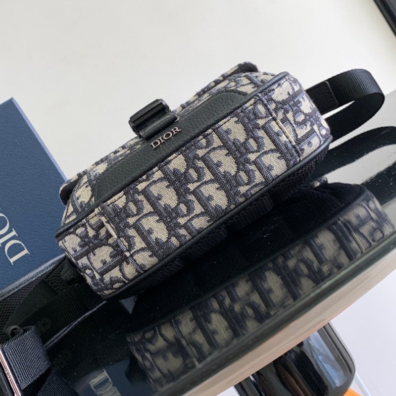 Dior Explorer