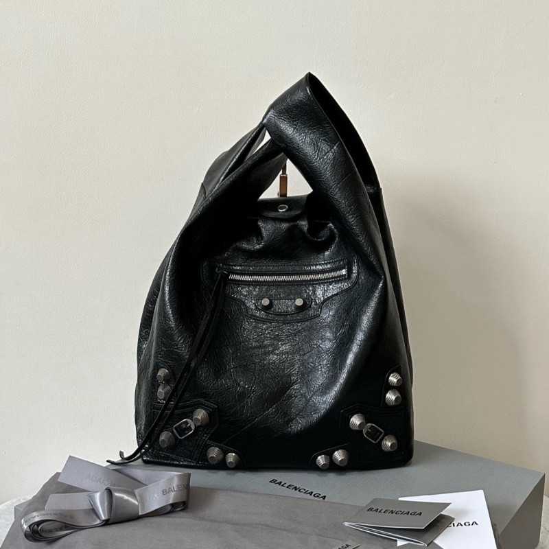 Balenciaga Le Cagole