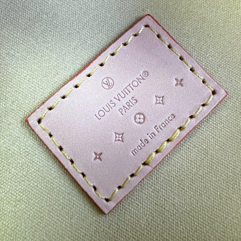 LV Astor