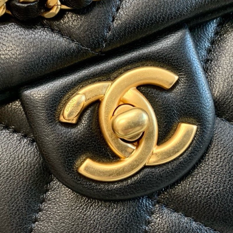 Chanel 24P