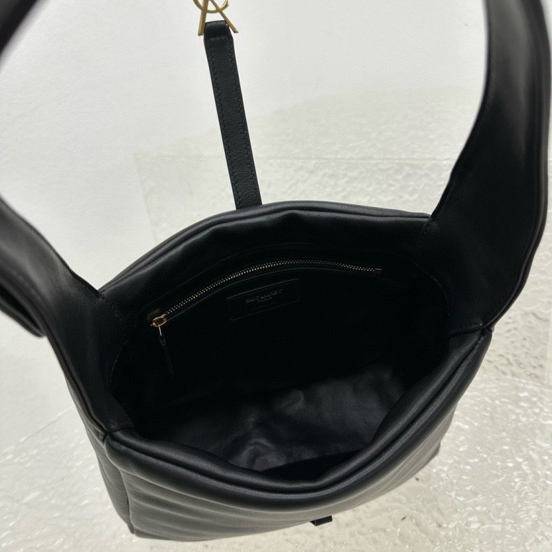 YSL Le5A7 Hobo
