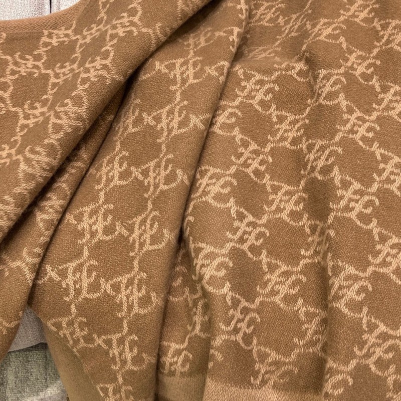 Fendi Poncho