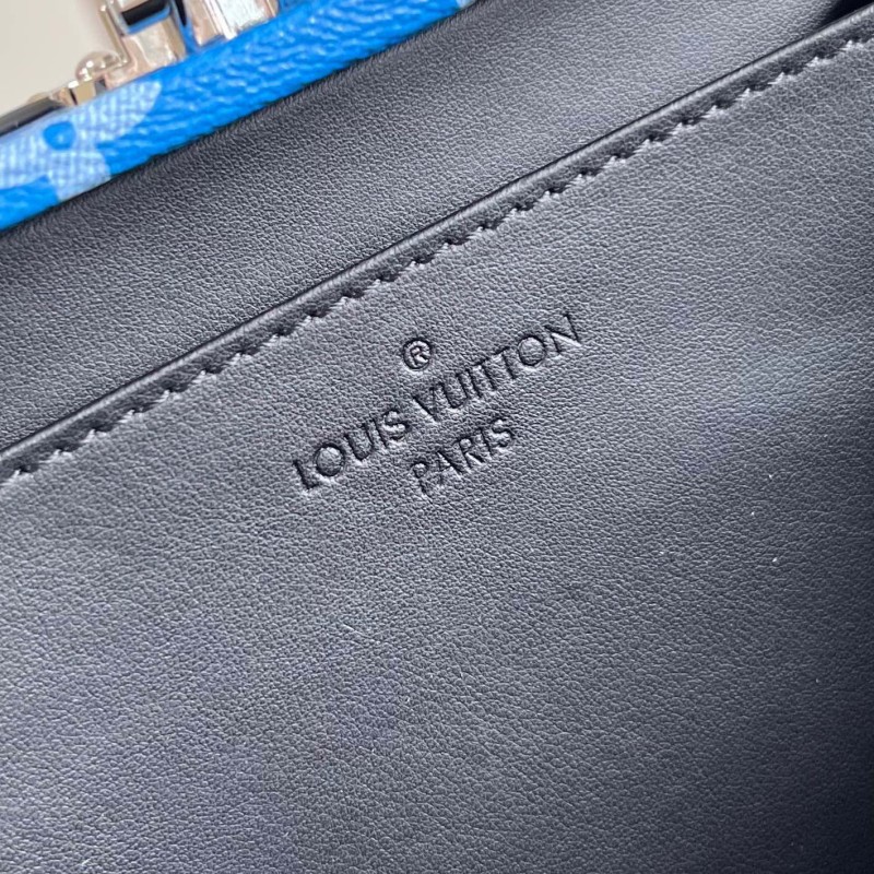 Lv Clutch Box