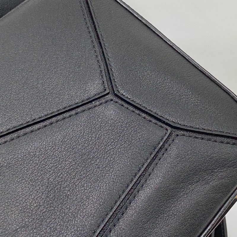 Loewe Puzzle Bag