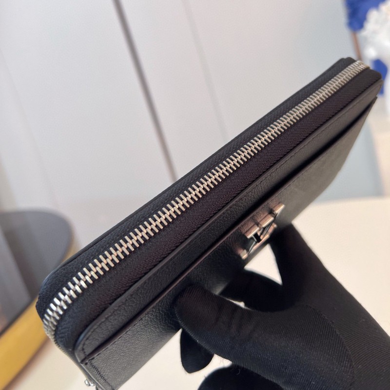 LV Long Wallet