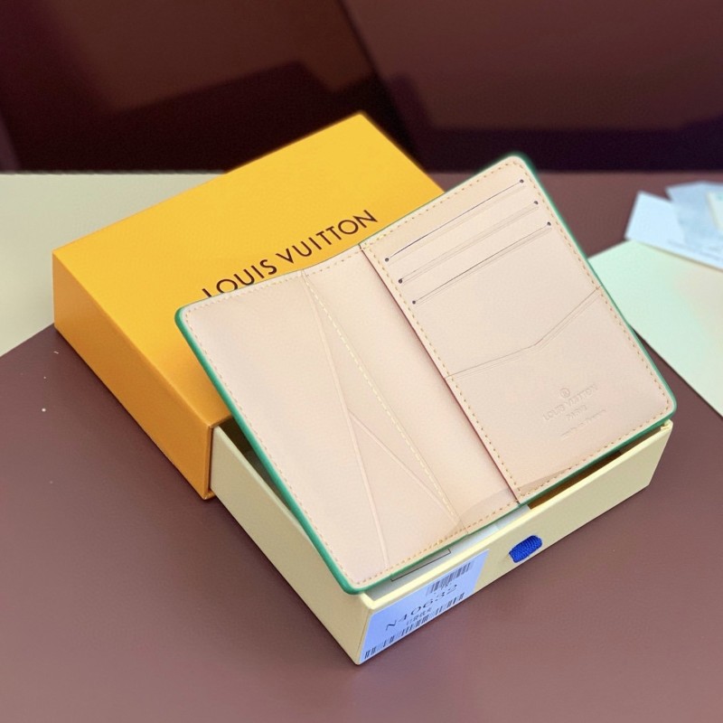 LV Cardholder