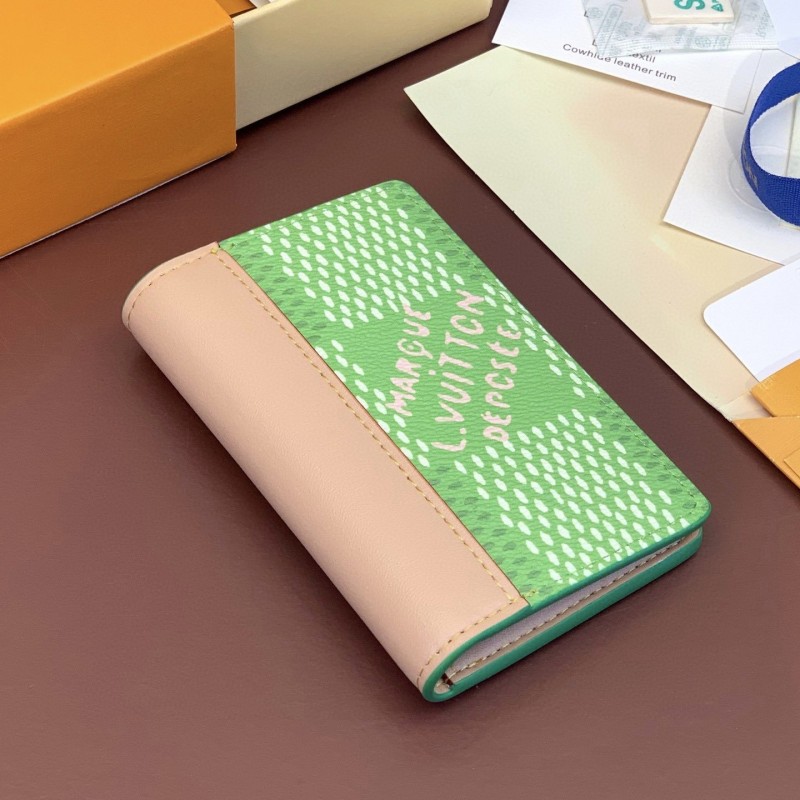 LV Cardholder