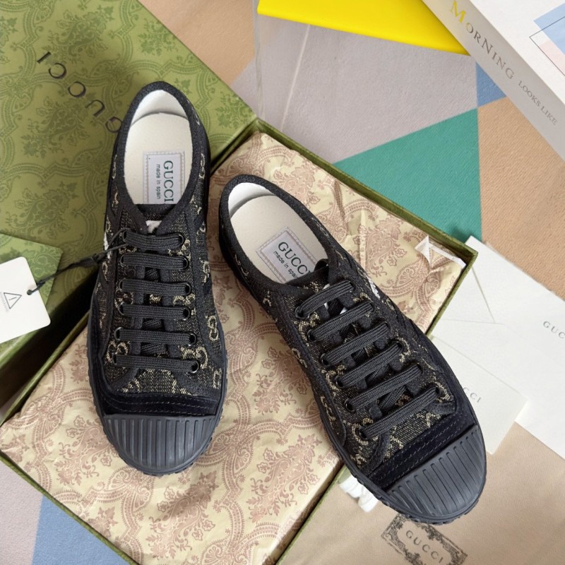 Gucci Unisex Shoes