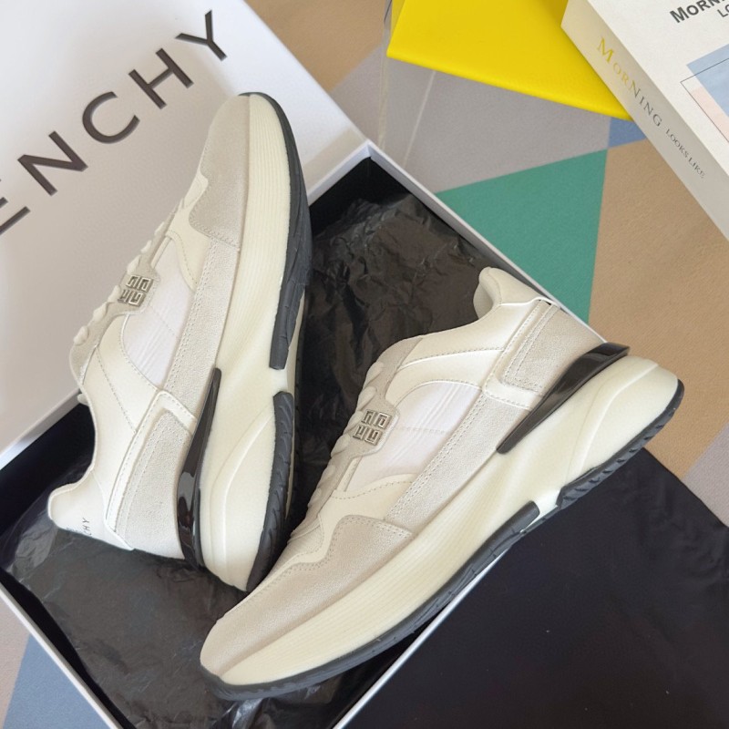 Givenchy Runner Sneaker