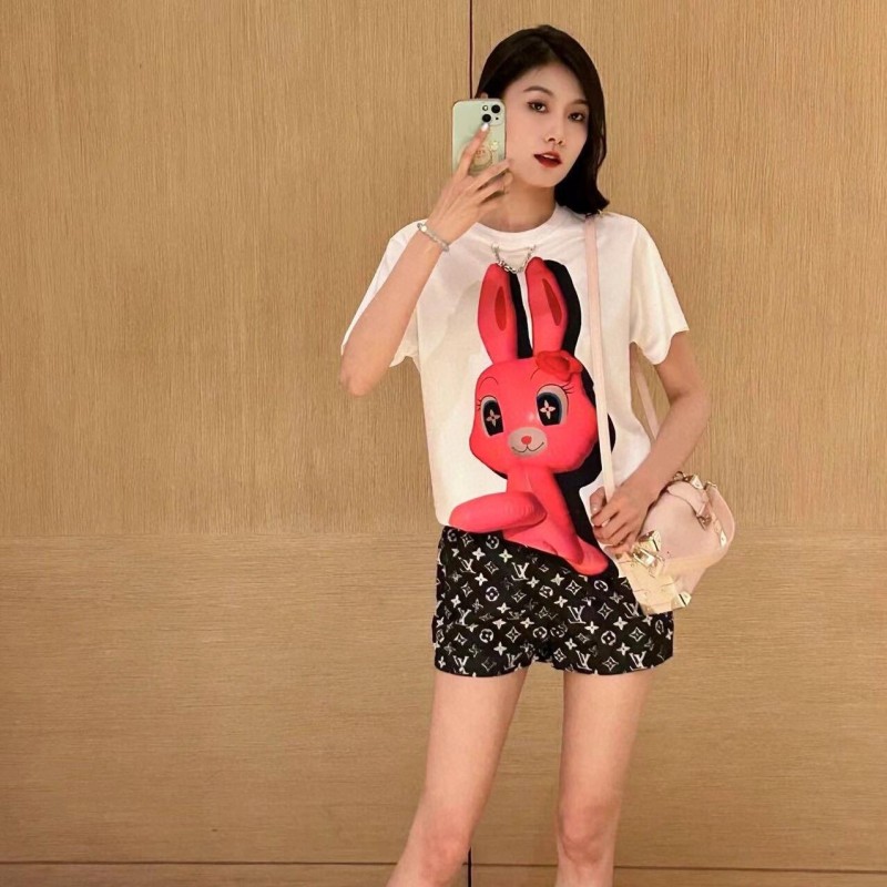 LV Tee