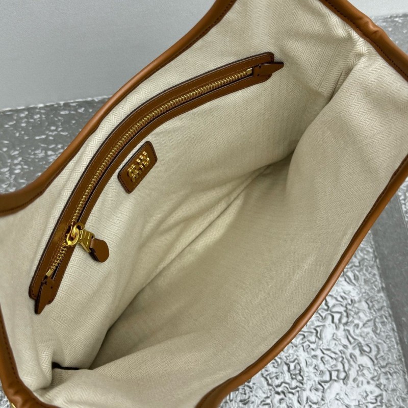 MiuMiu Hobo
