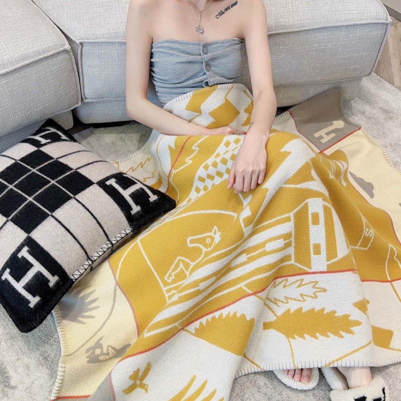 Hermes Blanket & Pillow