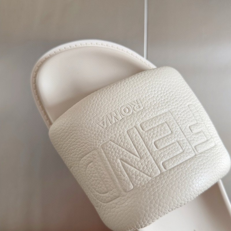Fendi Roma Unisex Slippers