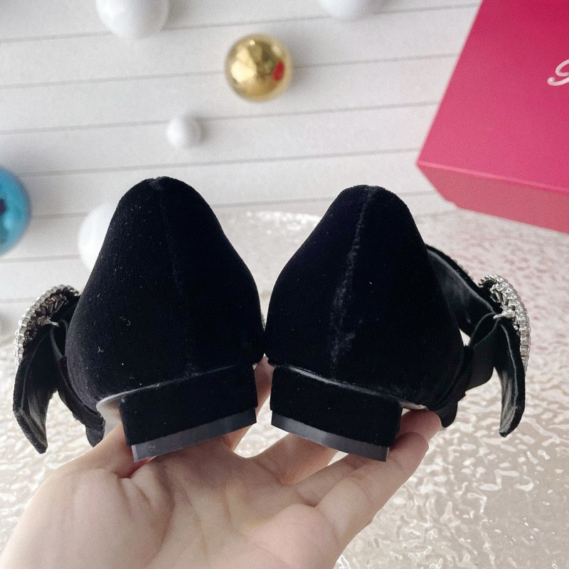 Roger Vivier Flat