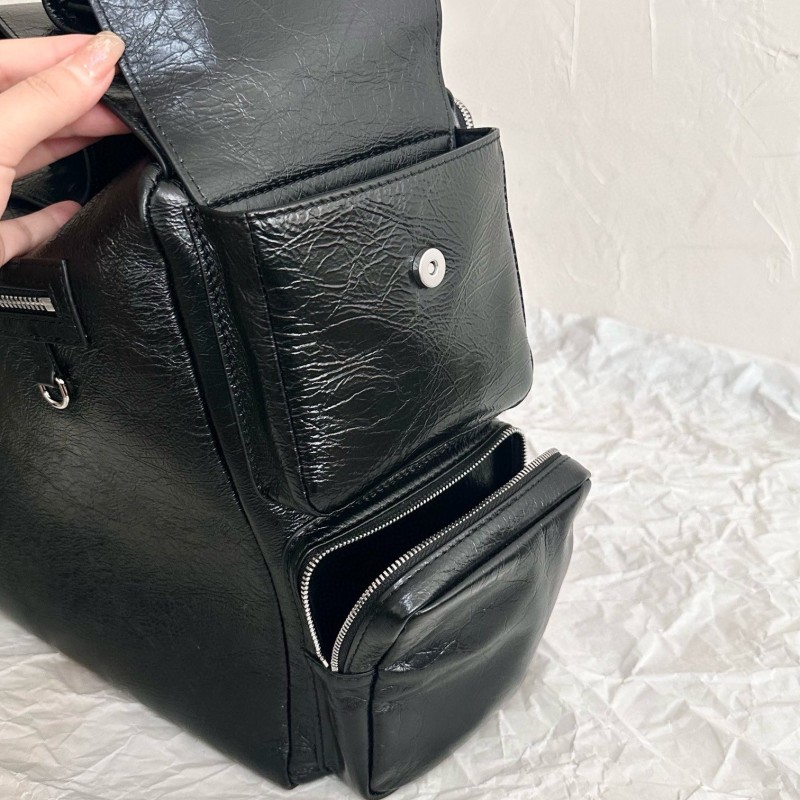 Balenciaga Superbusy 炸药包