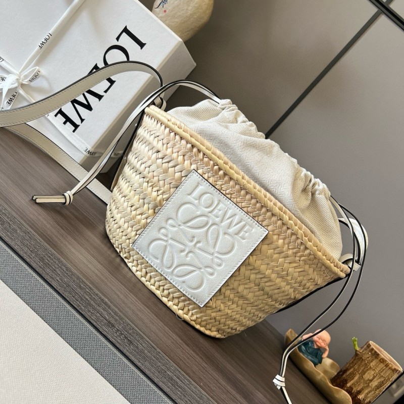 Loewe 水桶包