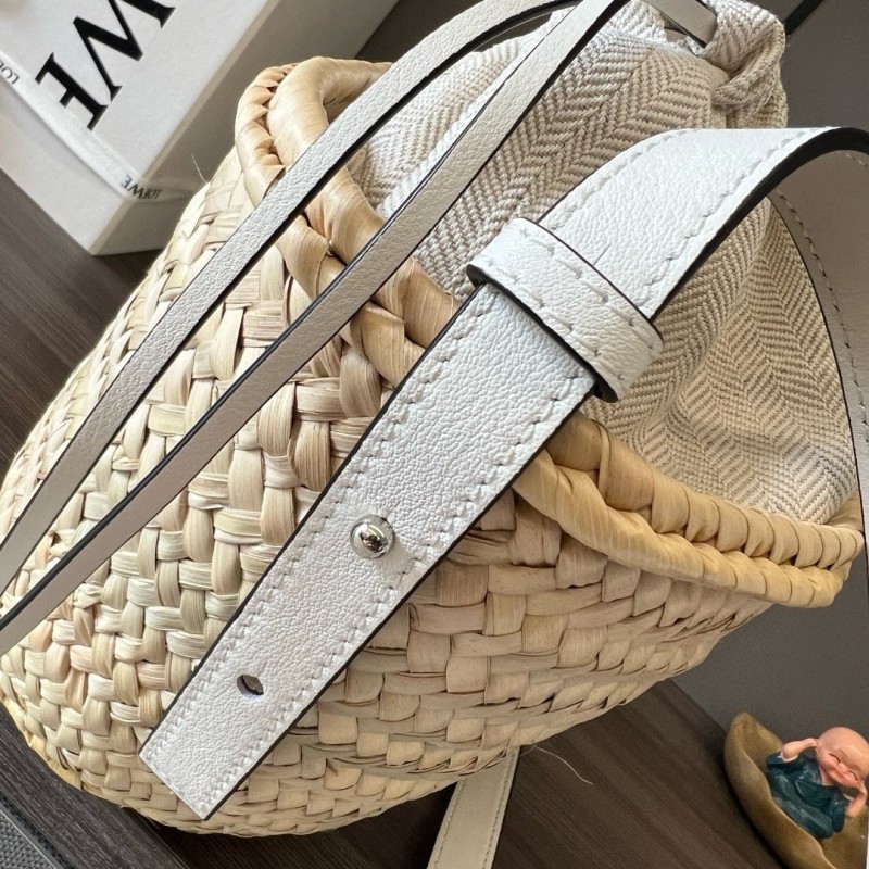 Loewe 水桶包