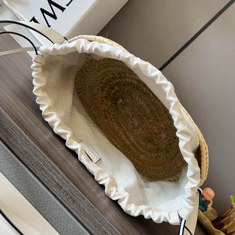 Loewe 水桶包