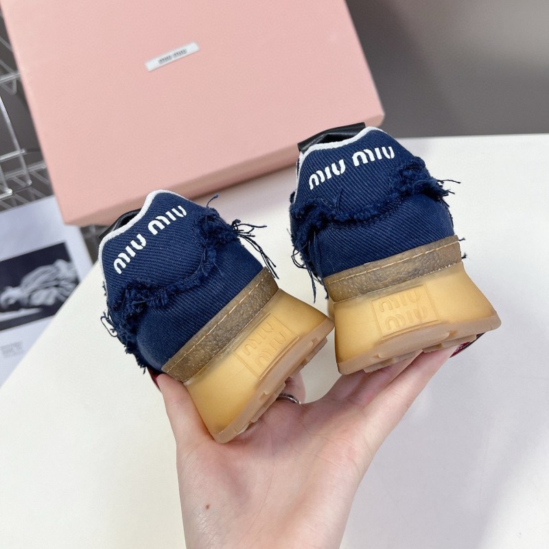 MiuMiu Sneaker