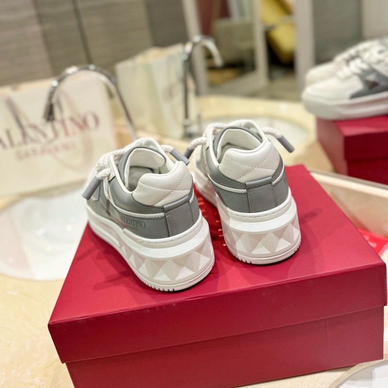 Valentino Unisex Sneaker