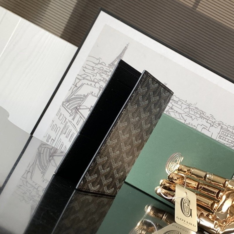 Goyard Passport Holder