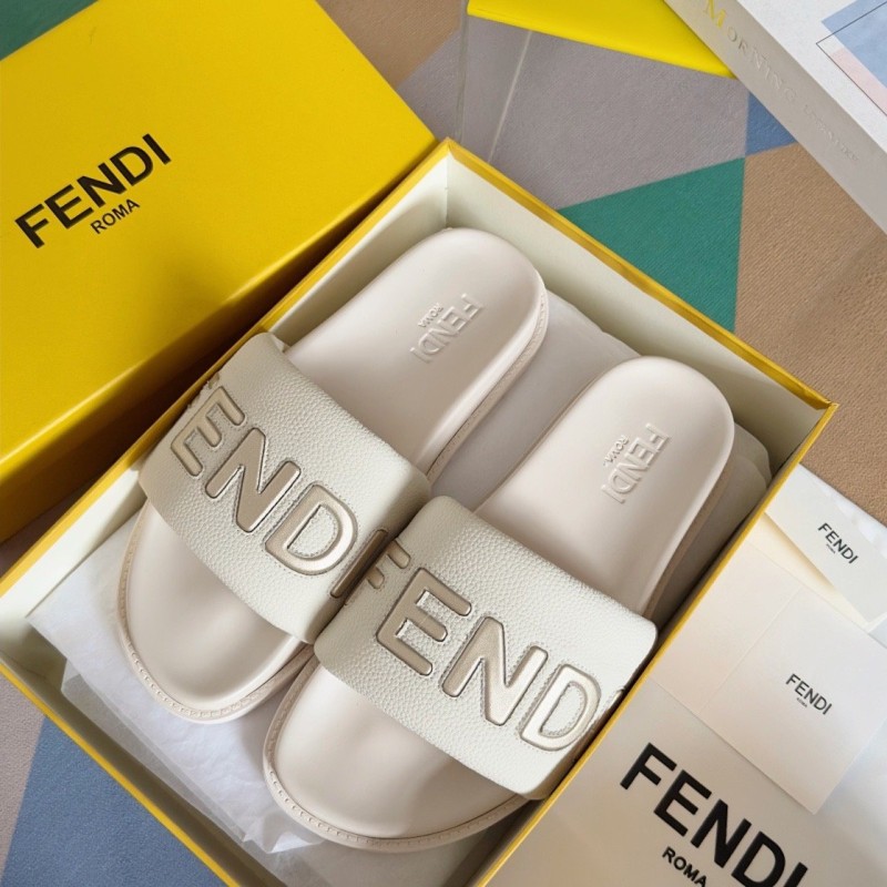 Fendi Unisex Sandals