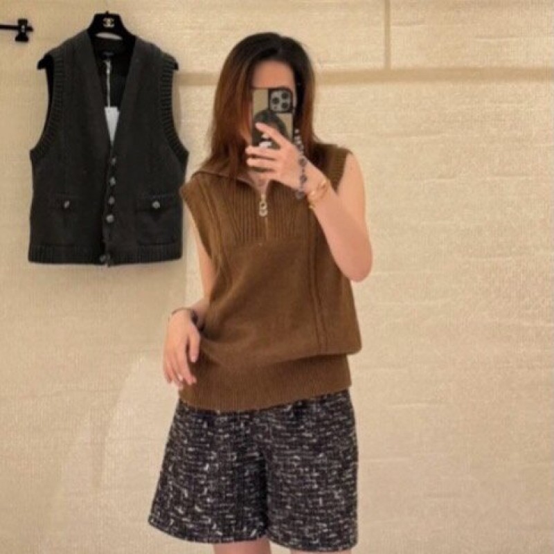 Chanel Cashmere Sleeveless Shirt