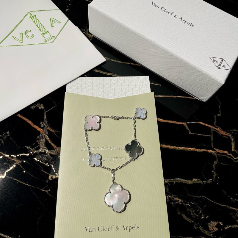 VCA Bracelet