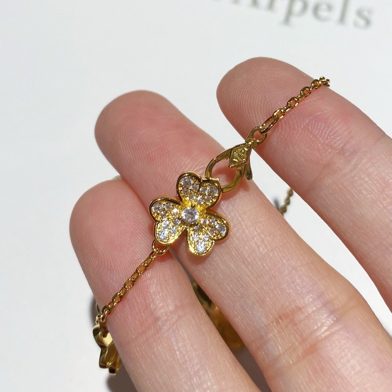 VCA Bracelet