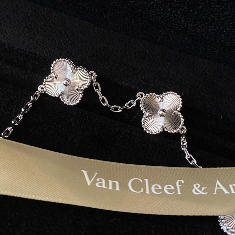 VCA Bracelet
