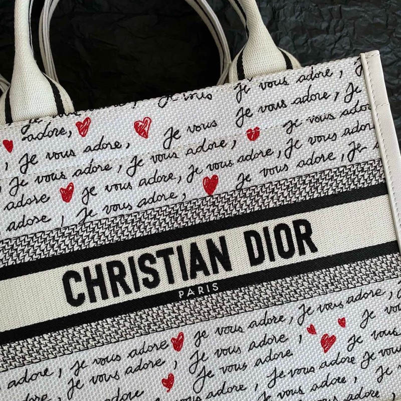 Dior Book Tote (七夕限定）