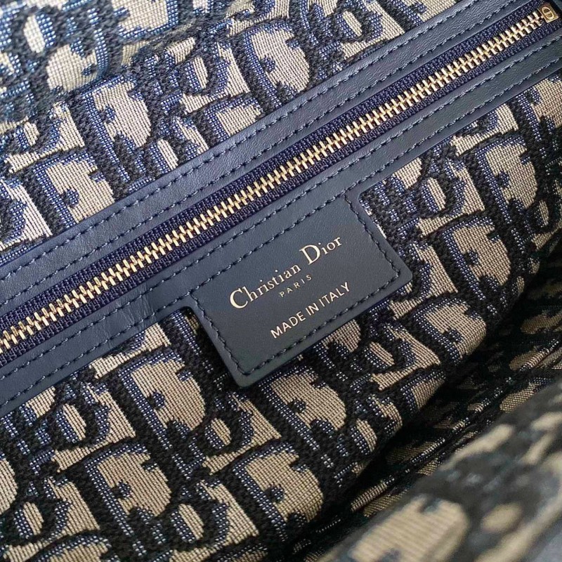 Dior 菜篮子