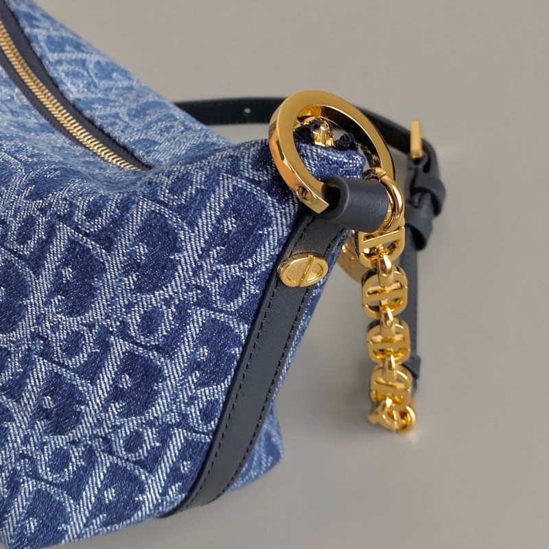 Dior 饭盒包