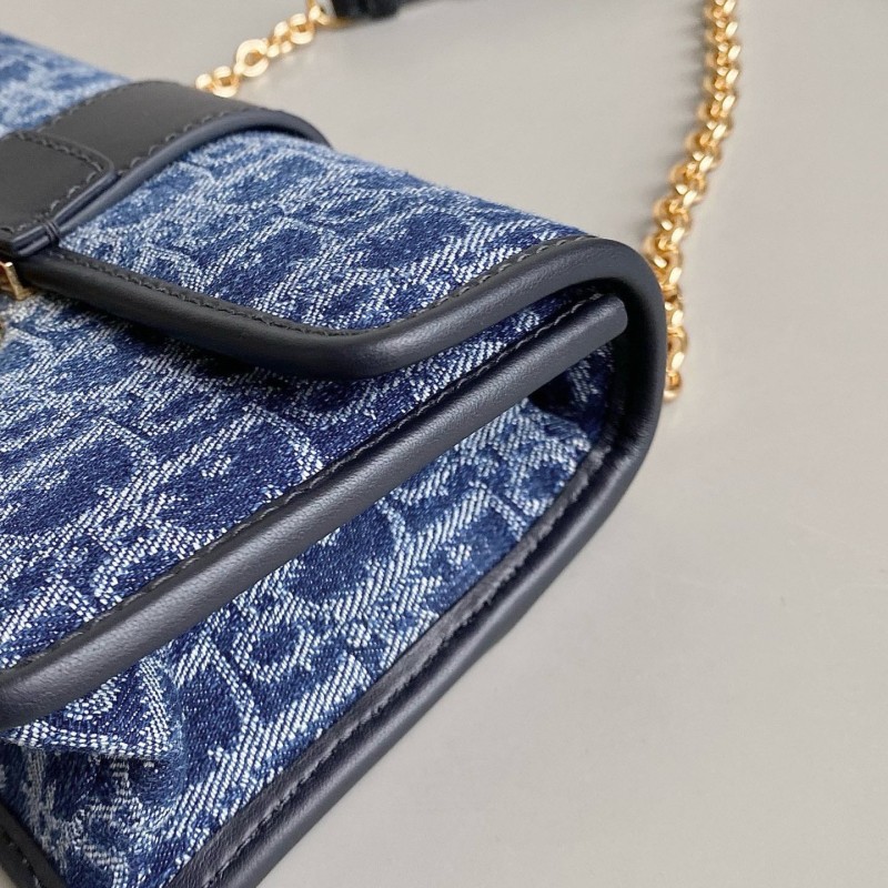 Dior Montaigne