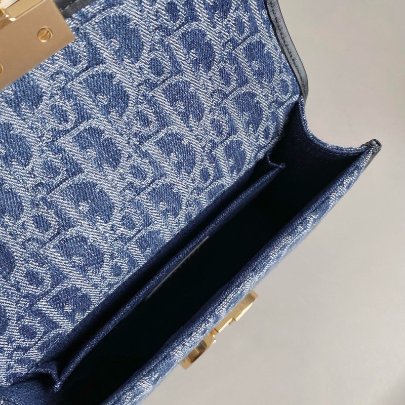 Dior Montaigne