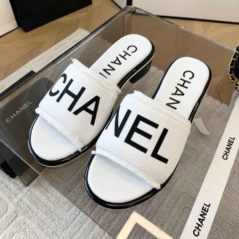Chanel Sneaker