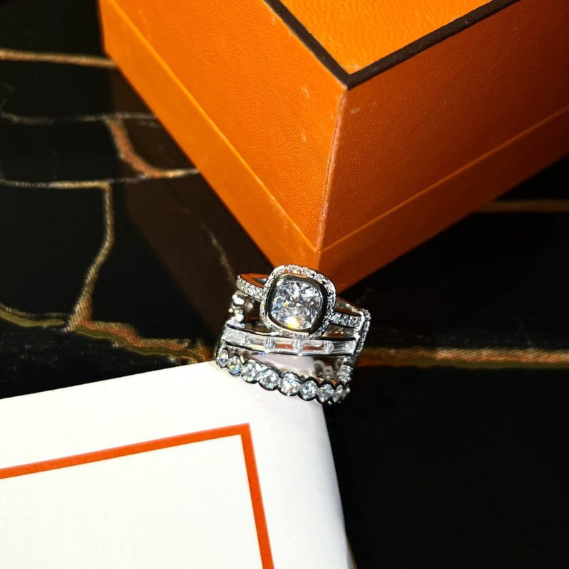 Hermes Ring