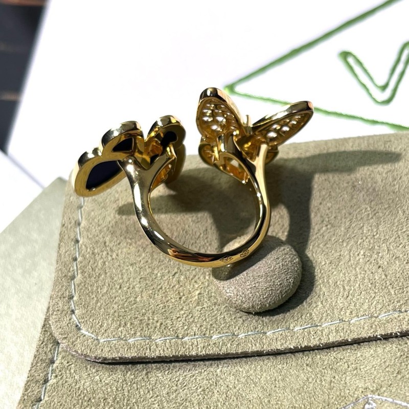 VCA Ring