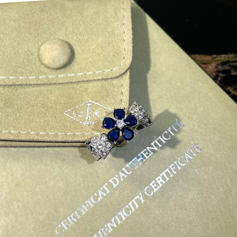 VCA Ring