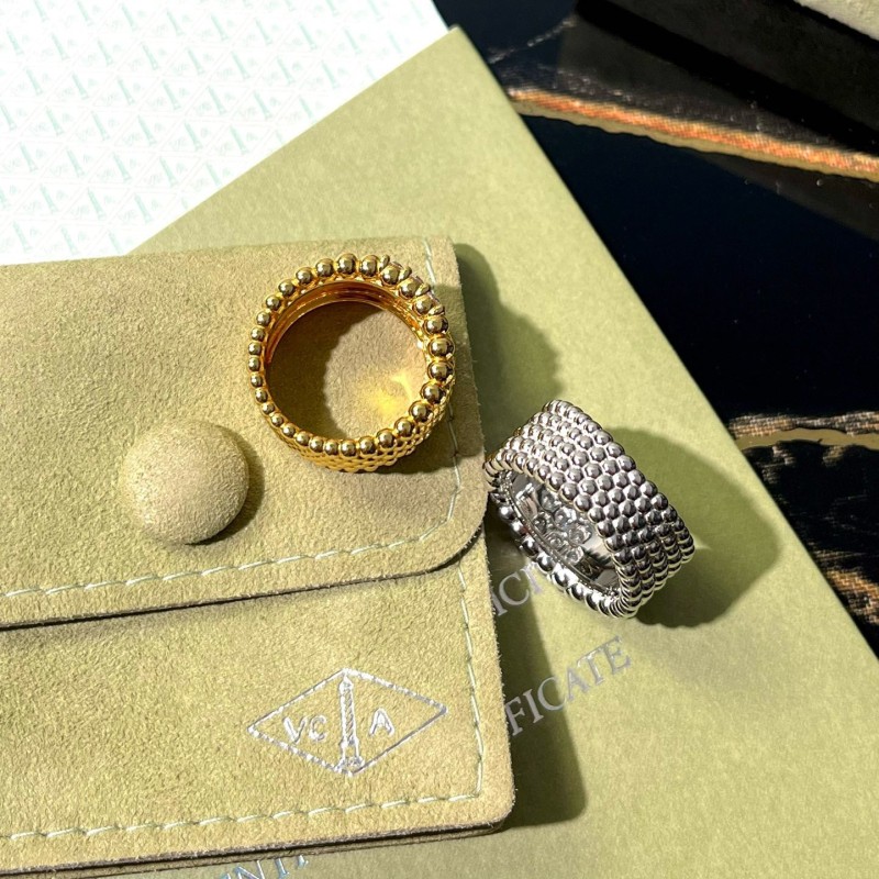 VCA Ring