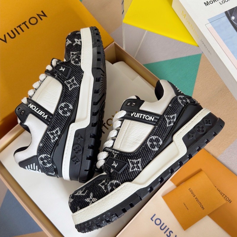 LV Unisex Trainer Maxi