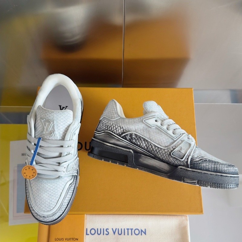 LV Unisex Trainer 
