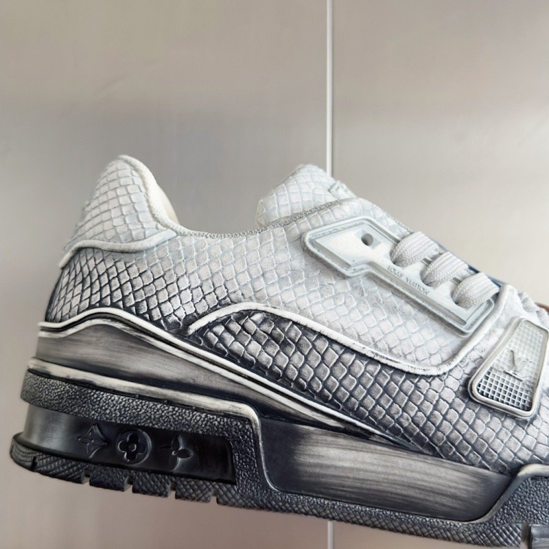 LV Unisex Trainer 
