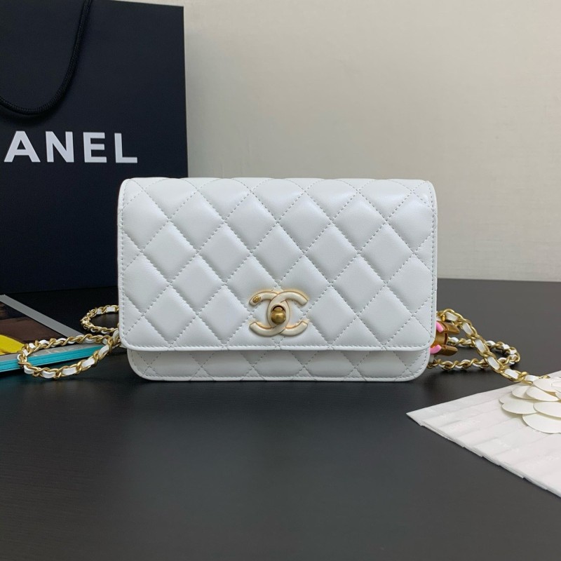 Chanel WOC