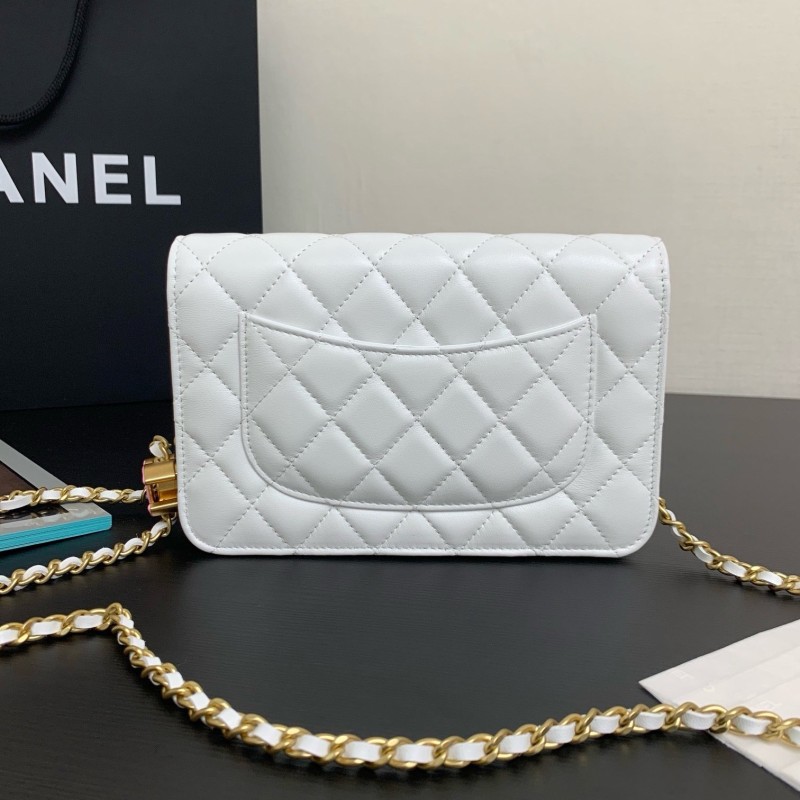 Chanel WOC
