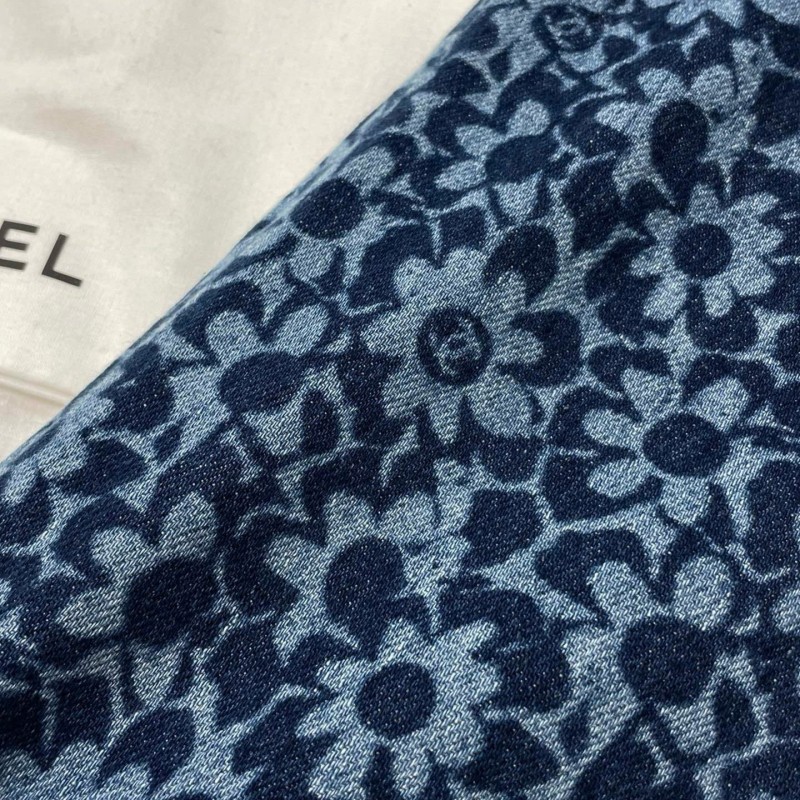 Chanel Jeans